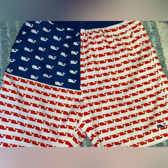 Vineyard Vines 🐳 Swim Trunks Mens ~SZ:Small American Flag Whales